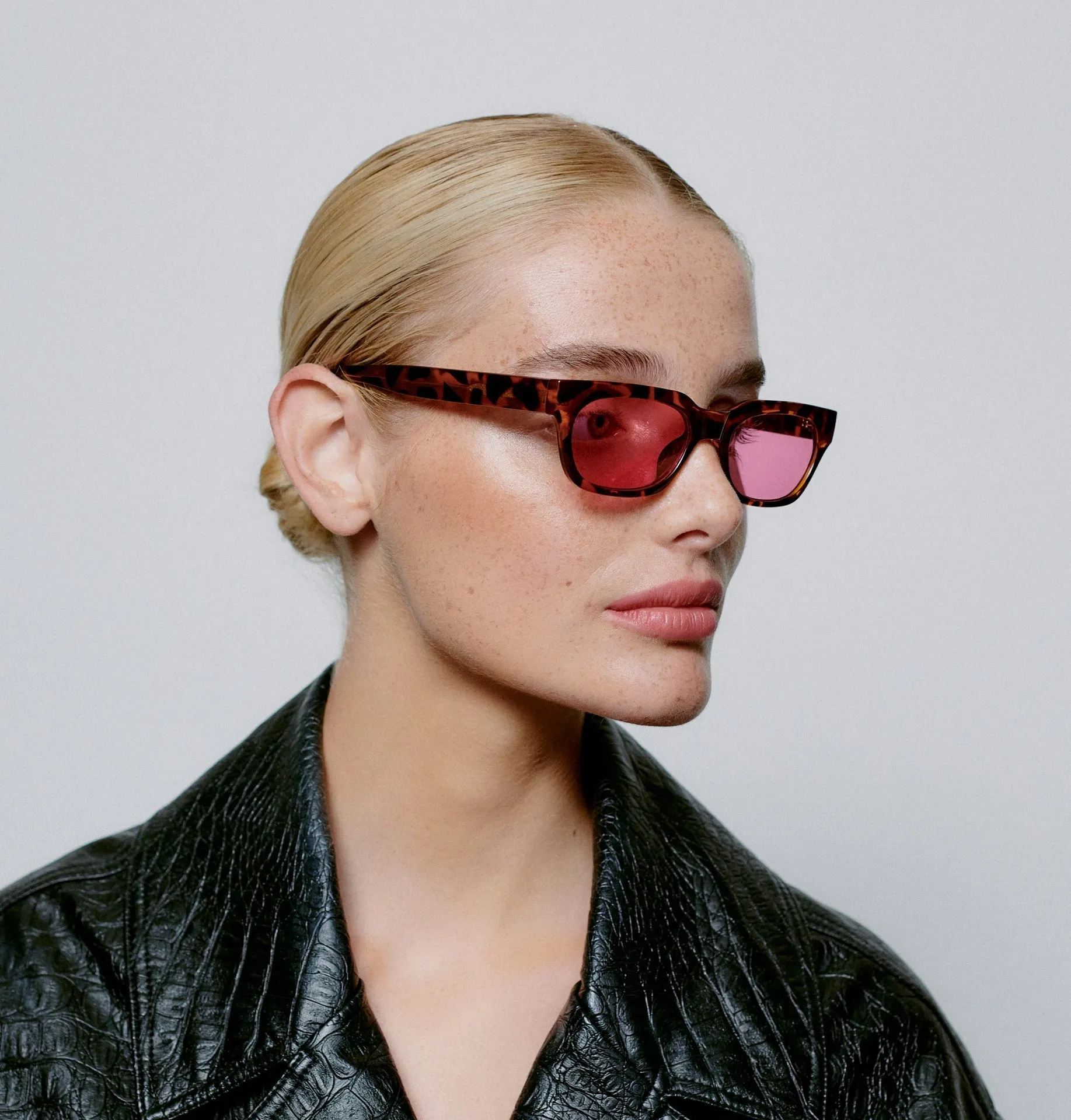 A.Kjaerbede Bror Havana Sunglasses with Stylish Tortoiseshell Frame